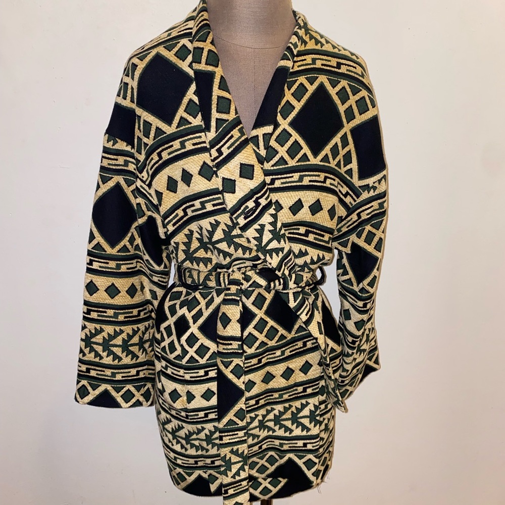 Zara 3/4 length sleeve jacket, with pattern